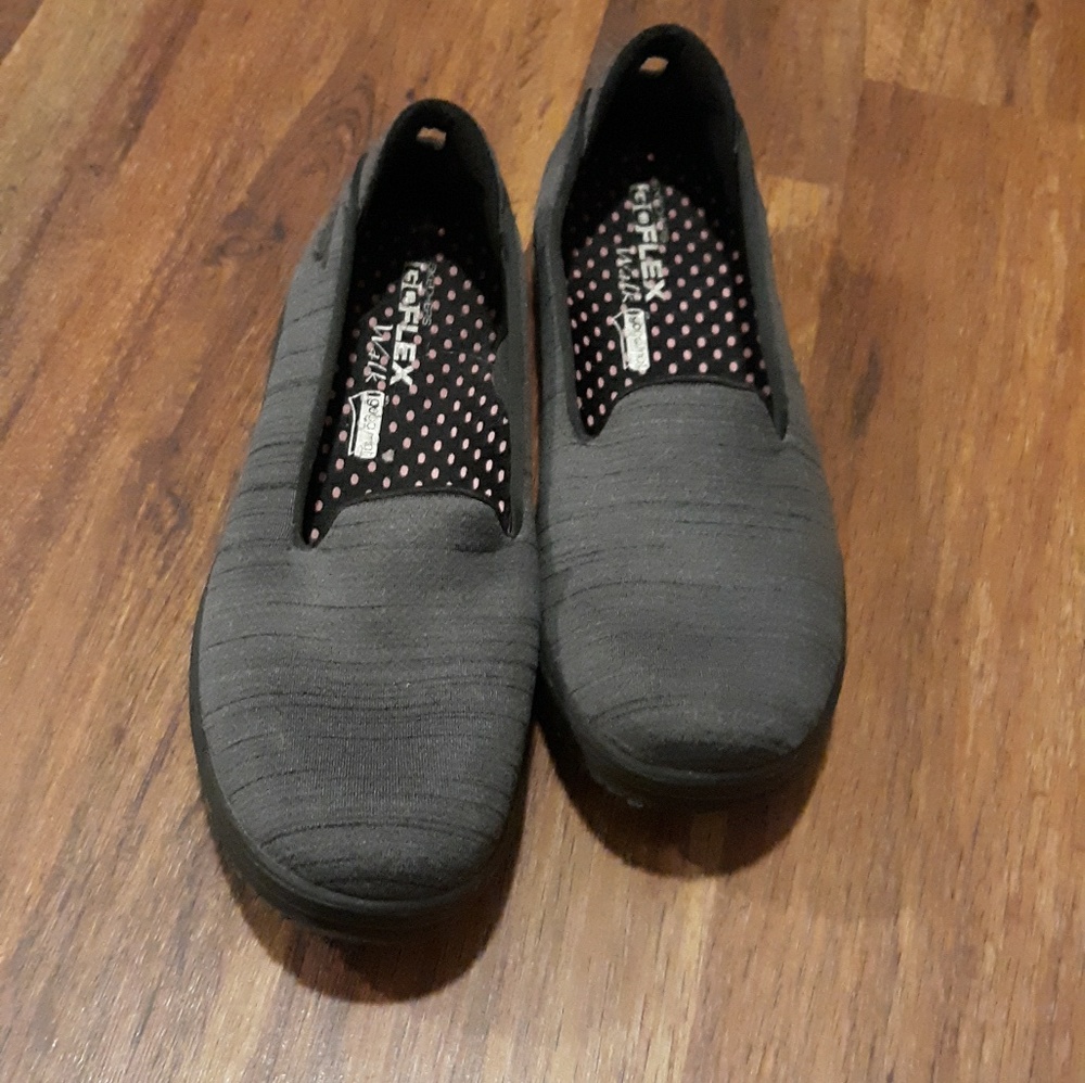 Skechers GoFlex Walk size 7